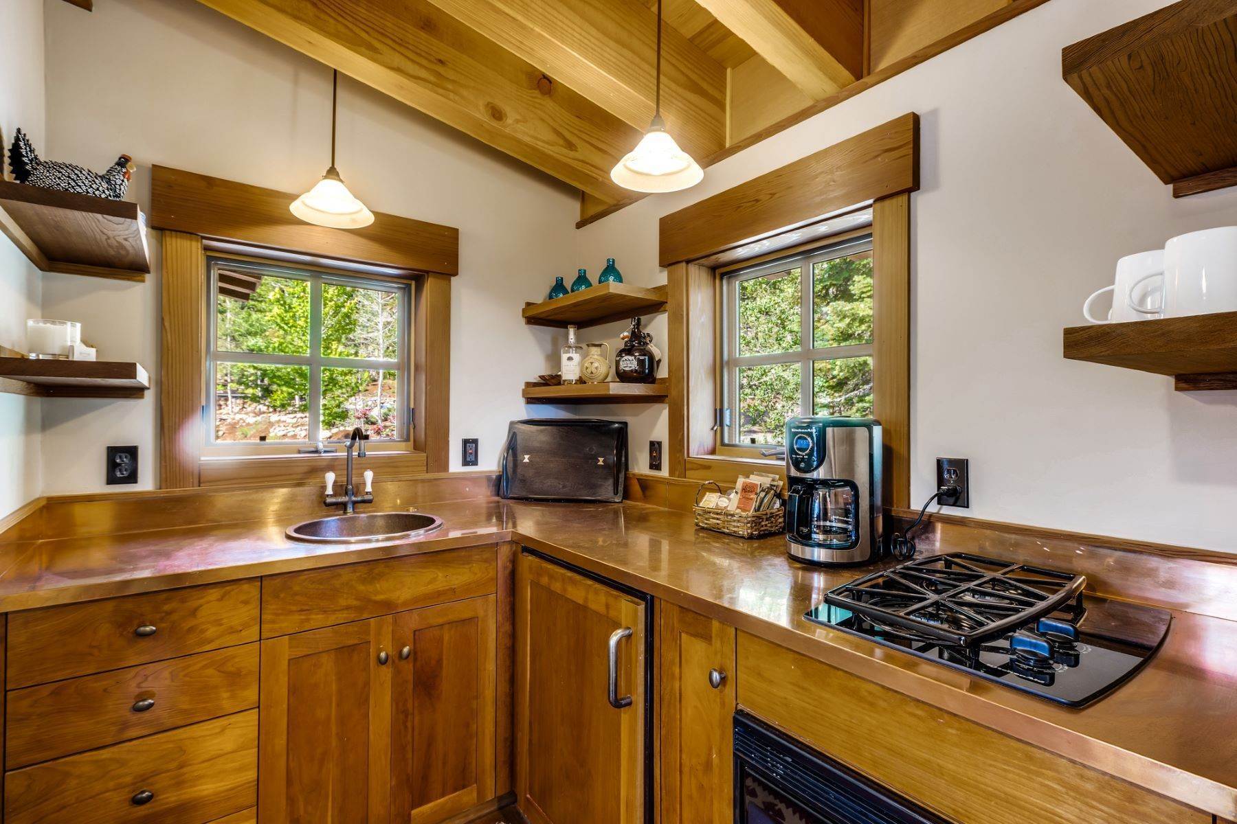 32. Single Family Homes for Active at Tahoe Quarterly Mountain Home Award Winner 2221 Silver Fox Court Truckee, California 96161 United States