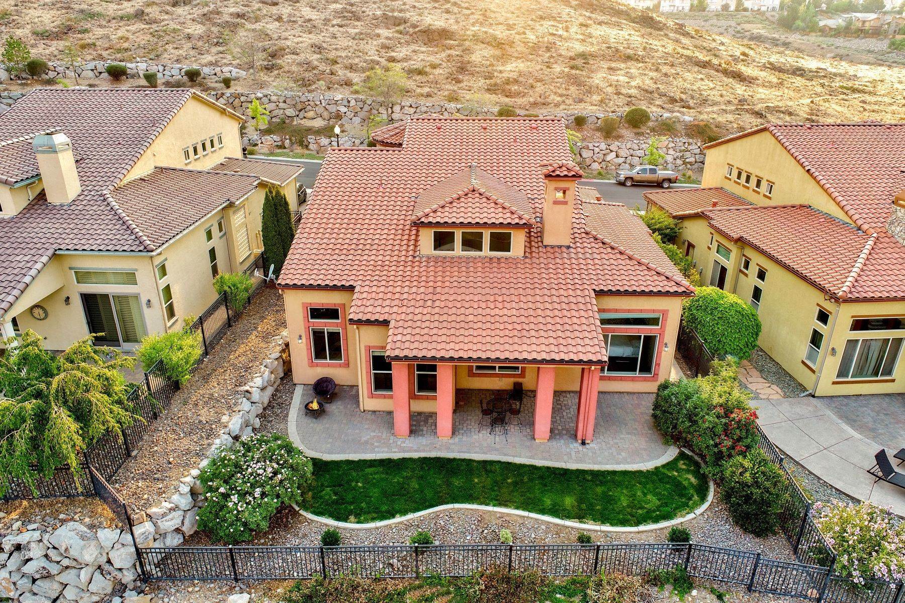 38. Single Family Homes for Active at Amazing Views in Gated Community 5250 Bellazza Reno, Nevada 89519 United States
