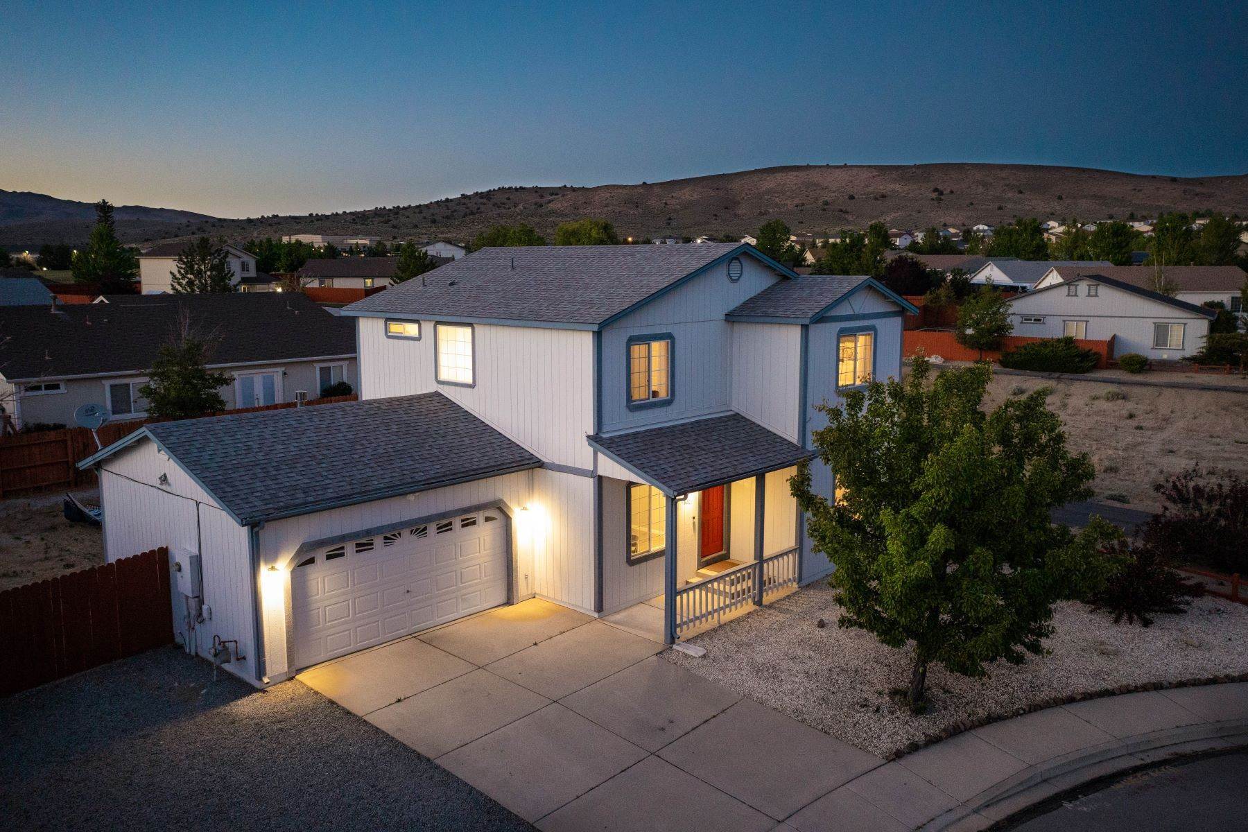 1. Single Family Homes for Active at Upgraded Home with Panoramic Views 18201 Silverleaf Ct Reno, Nevada 89508 United States
