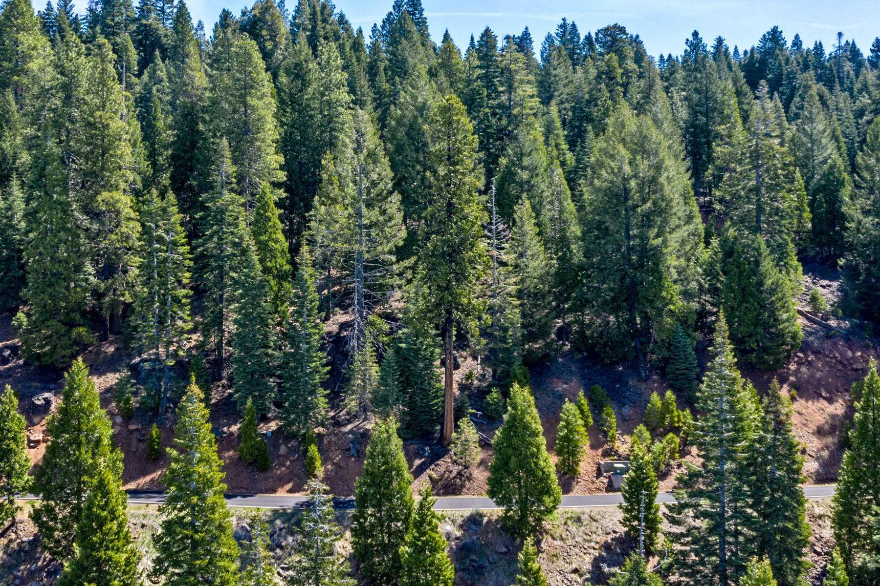 7. Land for Active at Mountain Retreat Lake View Parcel 777 Lassen View Drive Lake Almanor, California 96137 United States