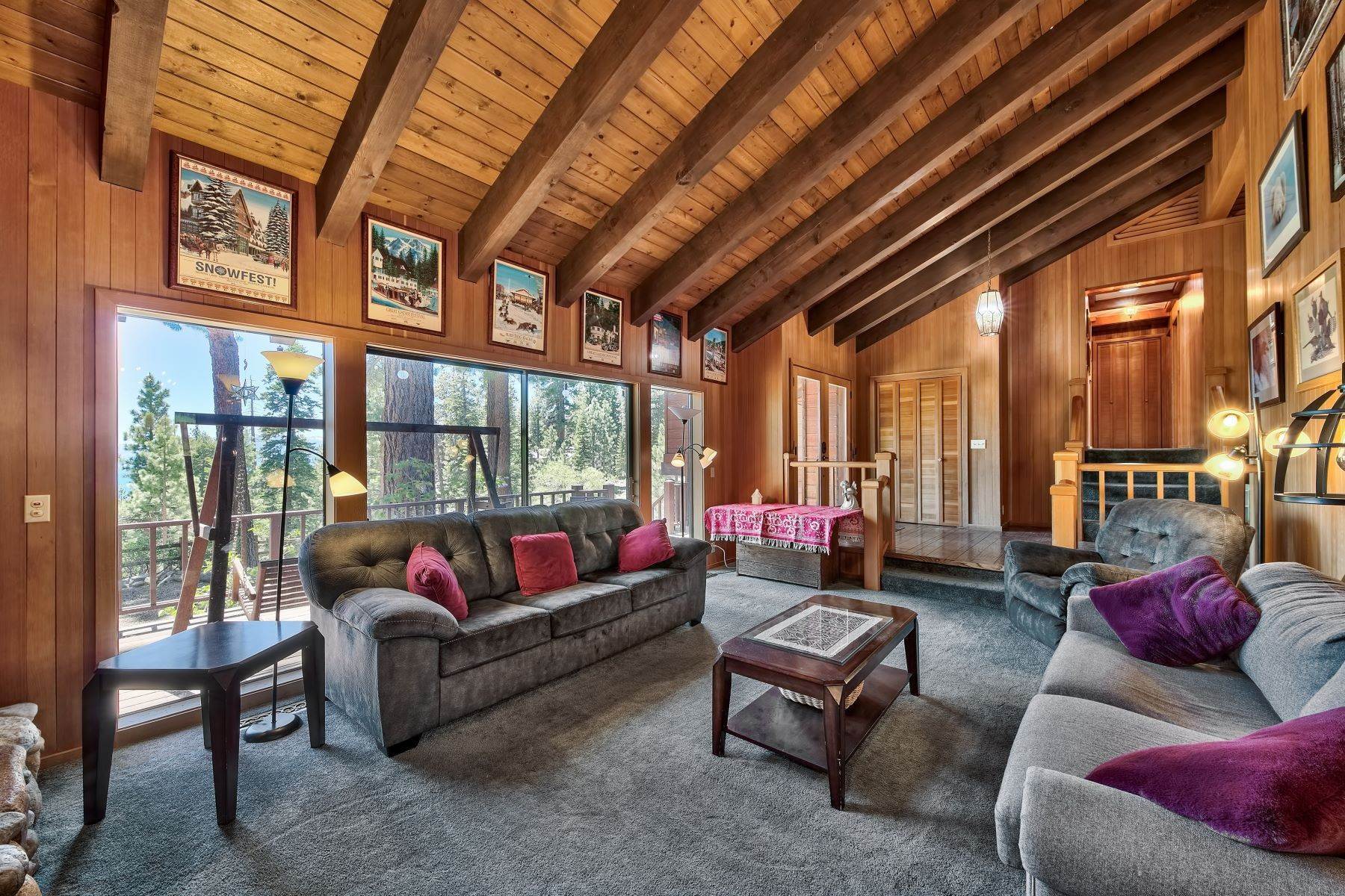 7. Single Family Homes for Active at Lake View Tahoe City Home 3045 Polaris Rd Tahoe City, California 96145 United States