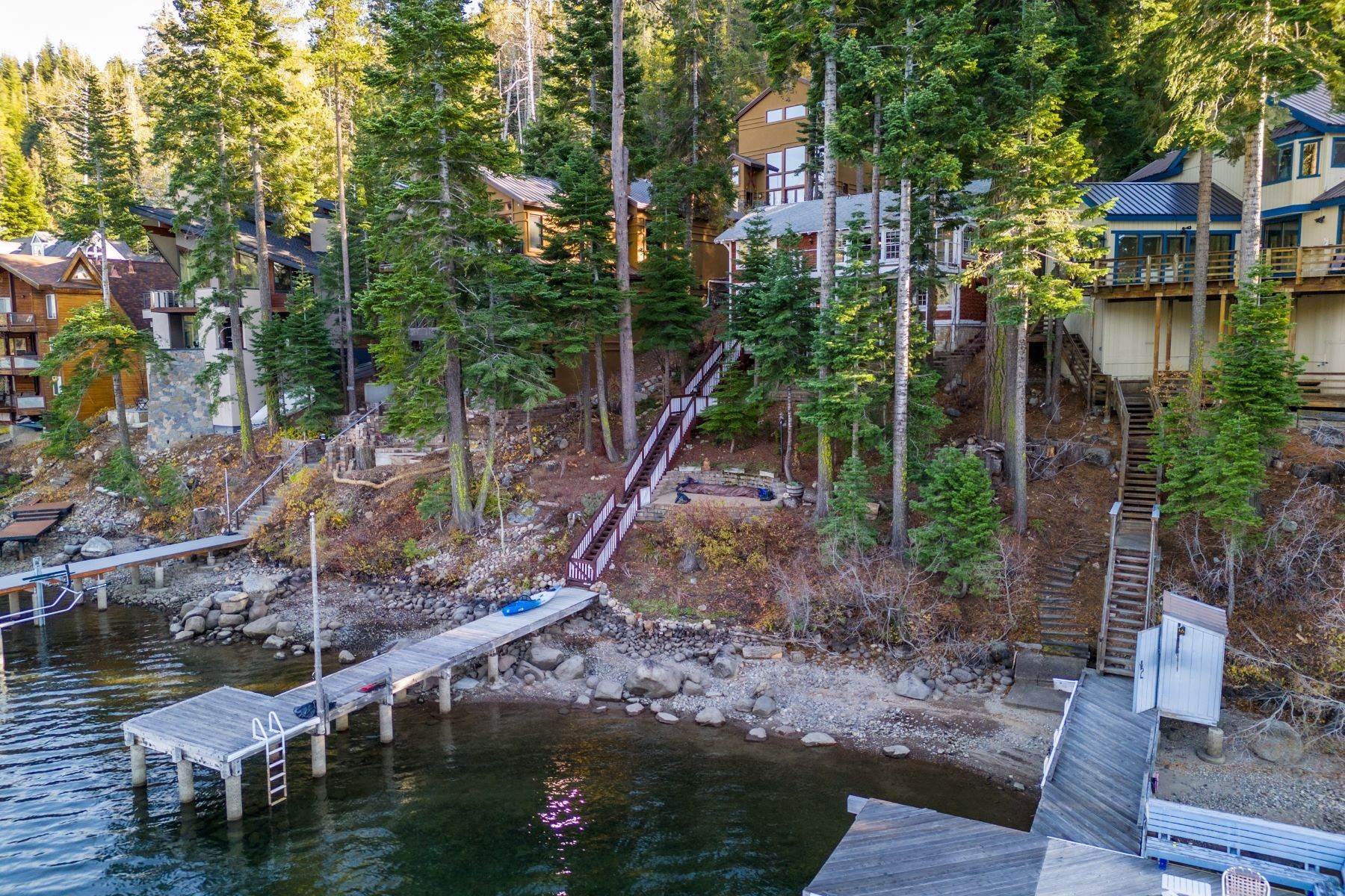 31. Single Family Homes for Active at Remodeled Donner Lake Lakefront 14254 South Shore Drive Truckee, California 96161 United States