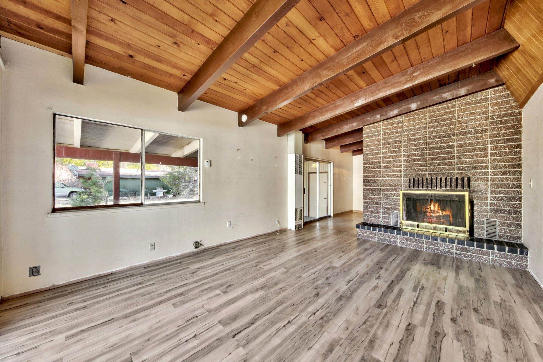 17. Duplex Homes for Active at Start Your Investment With A Clean Slate 1269 Lester St South Lake Tahoe, California 96150 United States