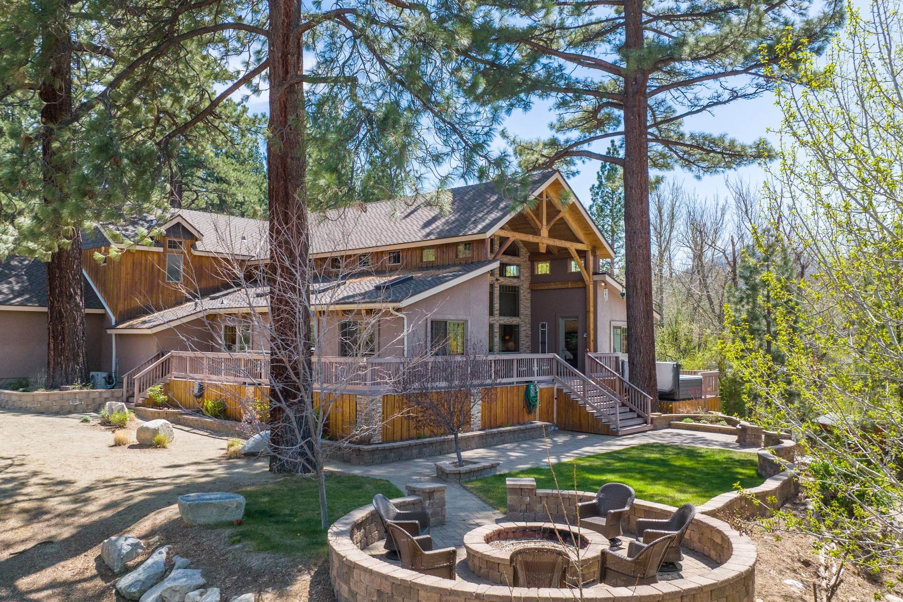 22. Single Family Homes for Active at Aspen Creekside Lodge 195 Laramie St Markleeville, California 96120 United States