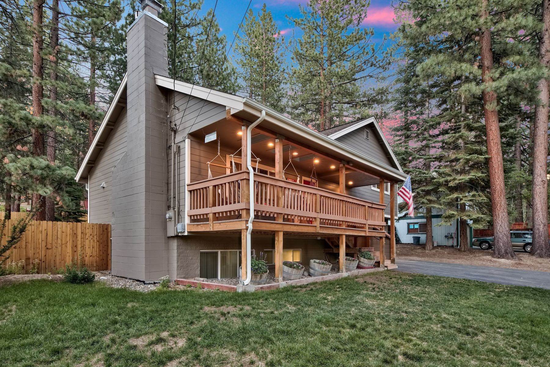 2. Single Family Homes for Active at Incomparable Home 2576 Humboldt St South Lake Tahoe, California 96150 United States