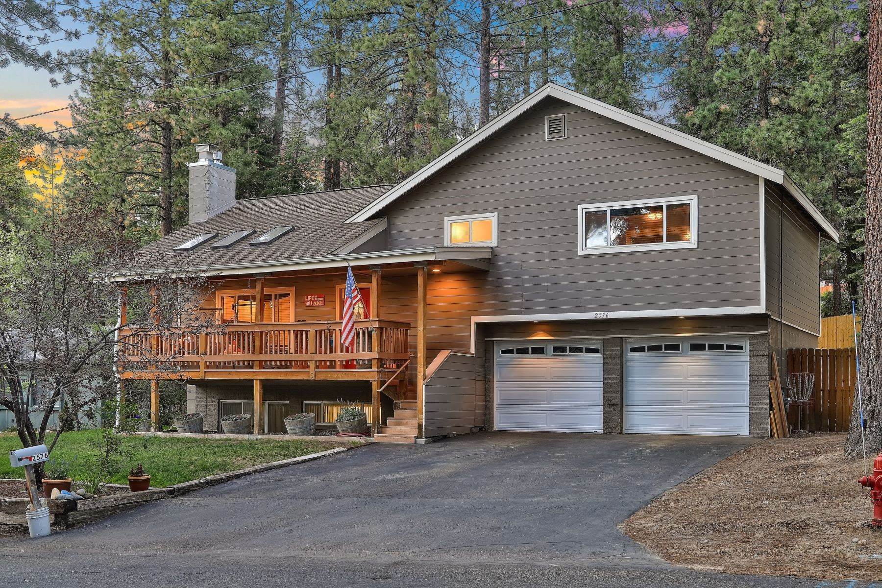 40. Single Family Homes for Active at Incomparable Home 2576 Humboldt St South Lake Tahoe, California 96150 United States