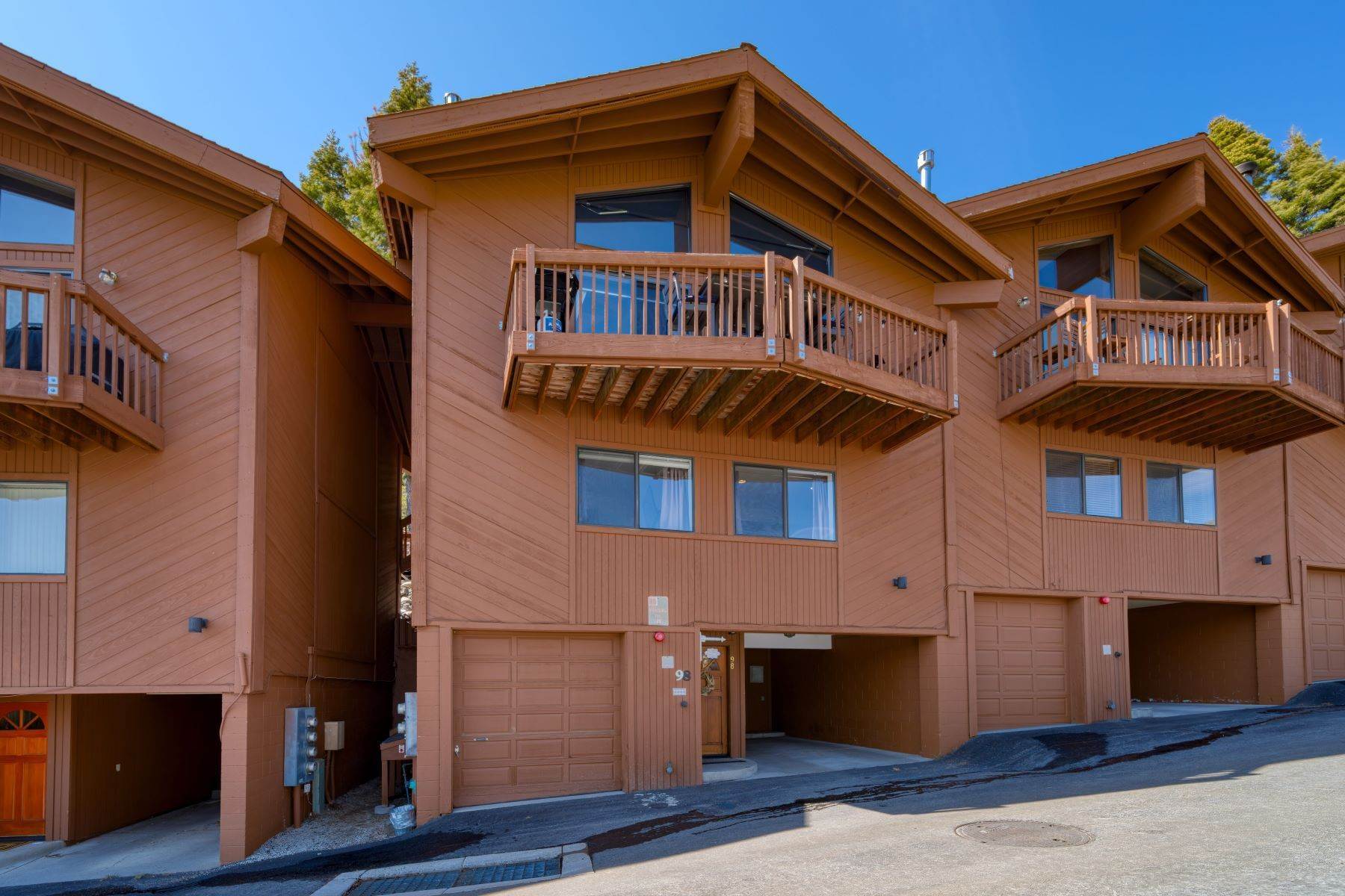 20. Condominiums for Active at Tahoe Lakeview and Snowflake Retreat 400 Fairview Blvd, Unit #98 Incline Village, Nevada 89451 United States