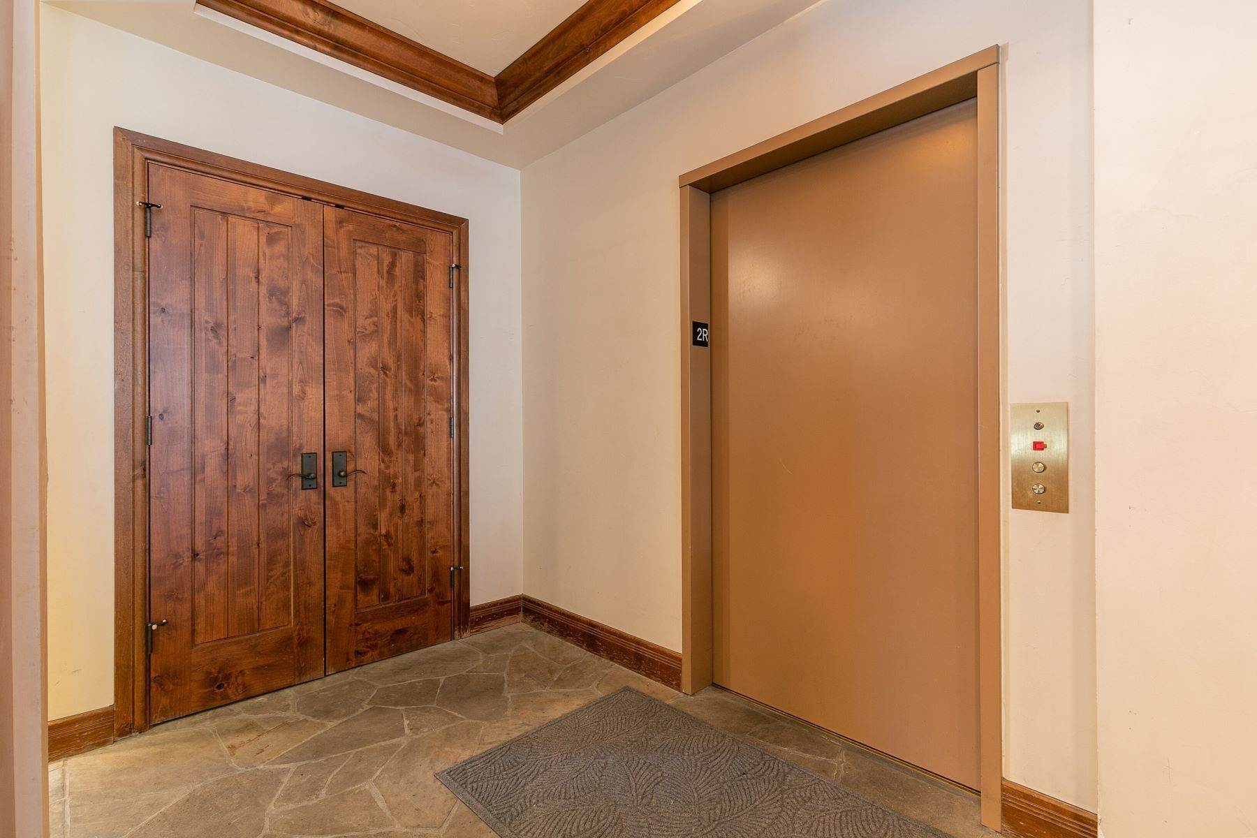 29. Single Family Homes for Active at Ski Property 5001 Northstar Dr, #206 Truckee, California 96161 United States