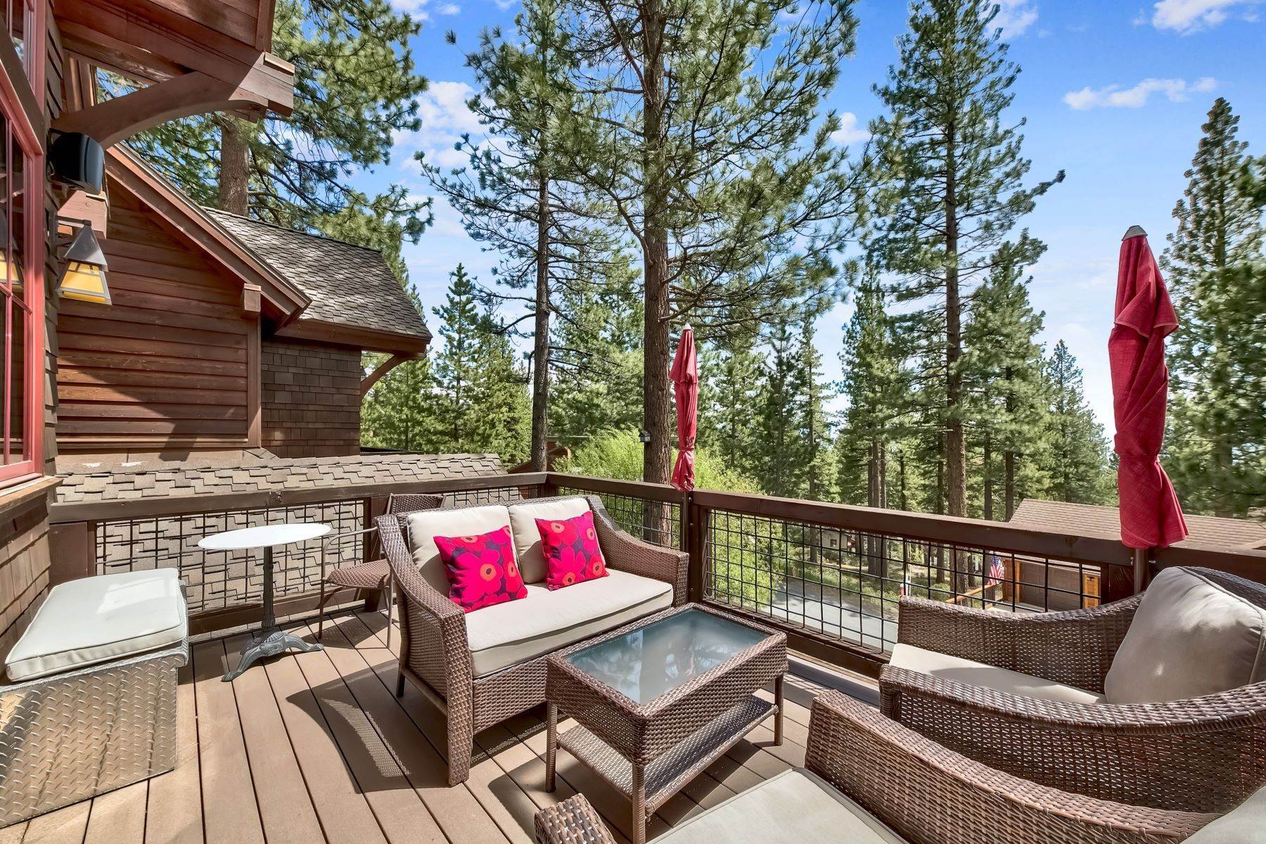 10. Single Family Homes for Active at Classic Tahoe Mountain Home 586 Rockrose Ct Incline Village, Nevada 89451 United States