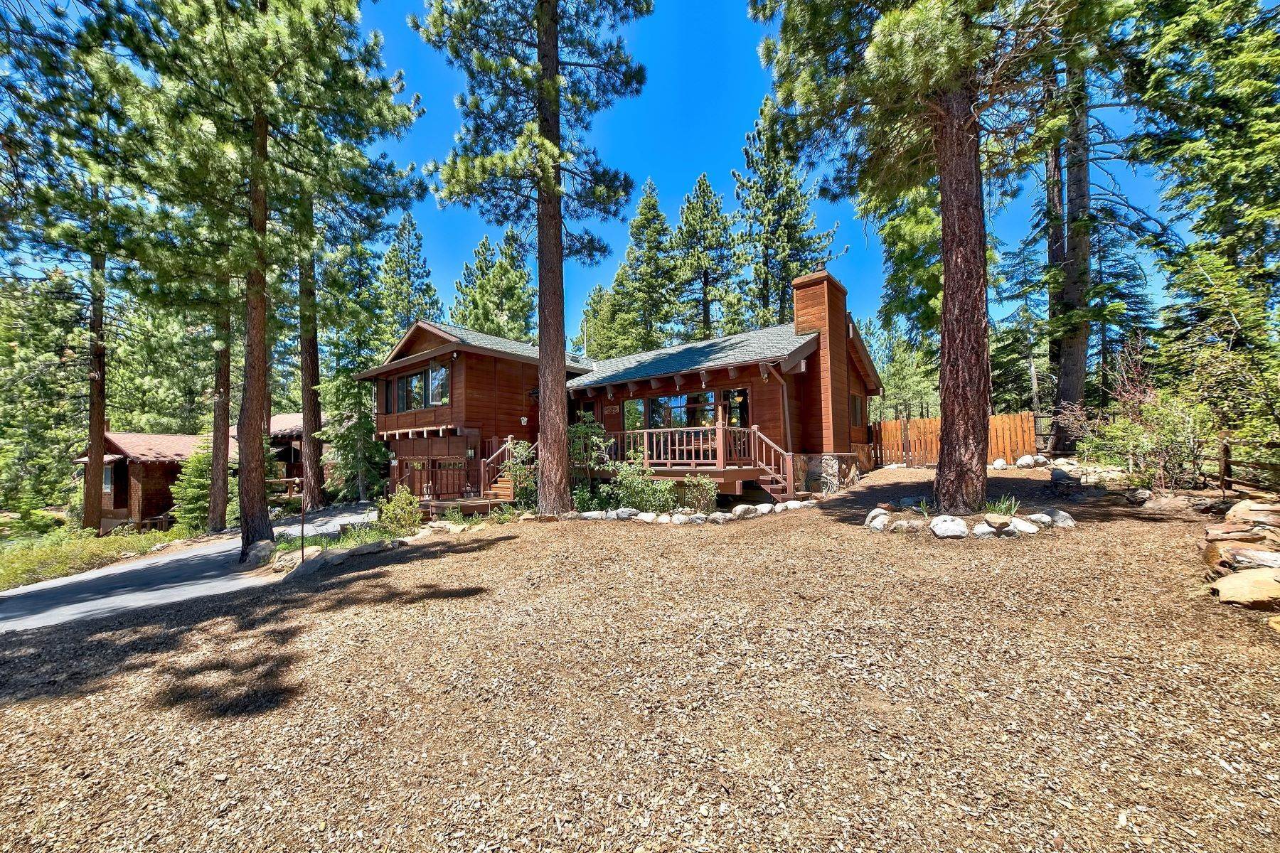 1. Single Family Homes for Active at Lake View Tahoe City Home 3045 Polaris Rd Tahoe City, California 96145 United States