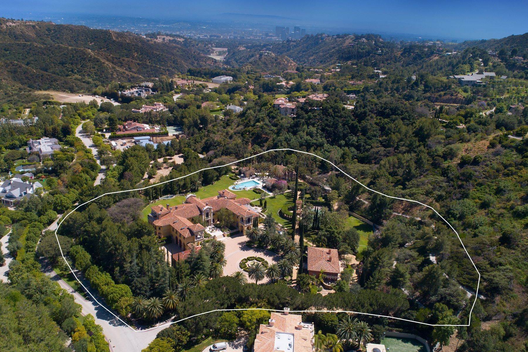 50. Single Family Homes for Active at 67 Beverly Park Court, 67,68, 69 Beverly Hills, California 90210 United States